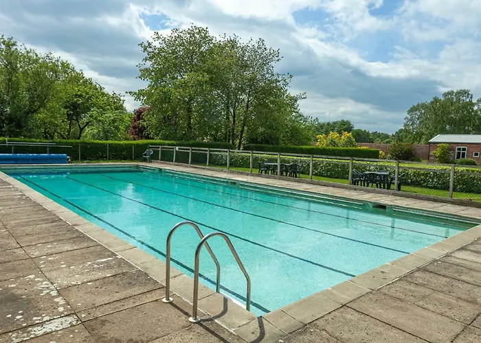 Rupert House At The Red House Estate *