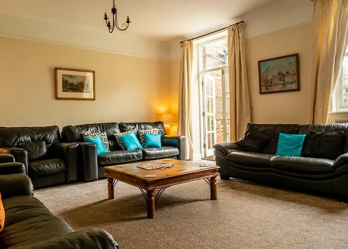 Holiday home Rupert House At The Red House Estate York