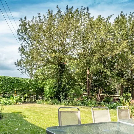 Rupert House At The Red House Estate بيت للعطل يورك